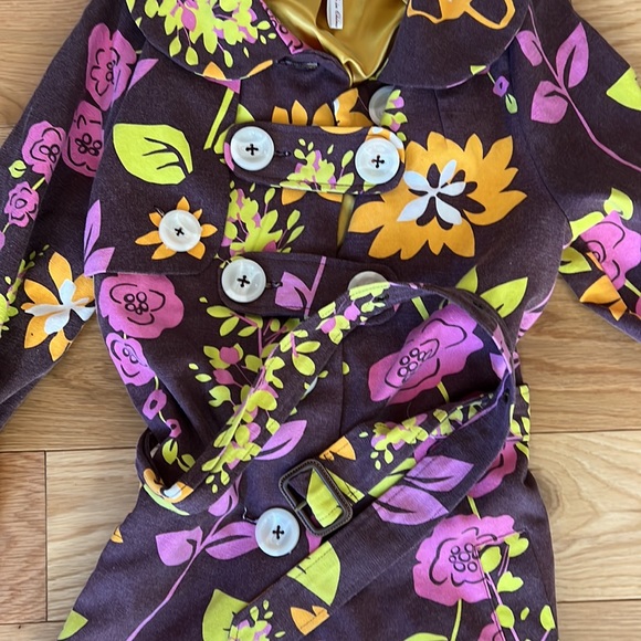 Knitted dove jacket - Picture 2 of 7